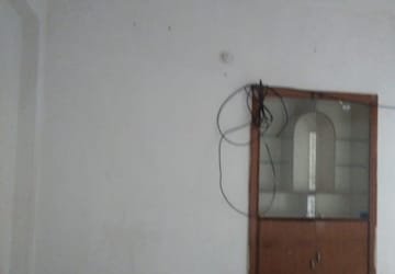 Room in 3 BHK Apartment at Ameerpet – for Sale