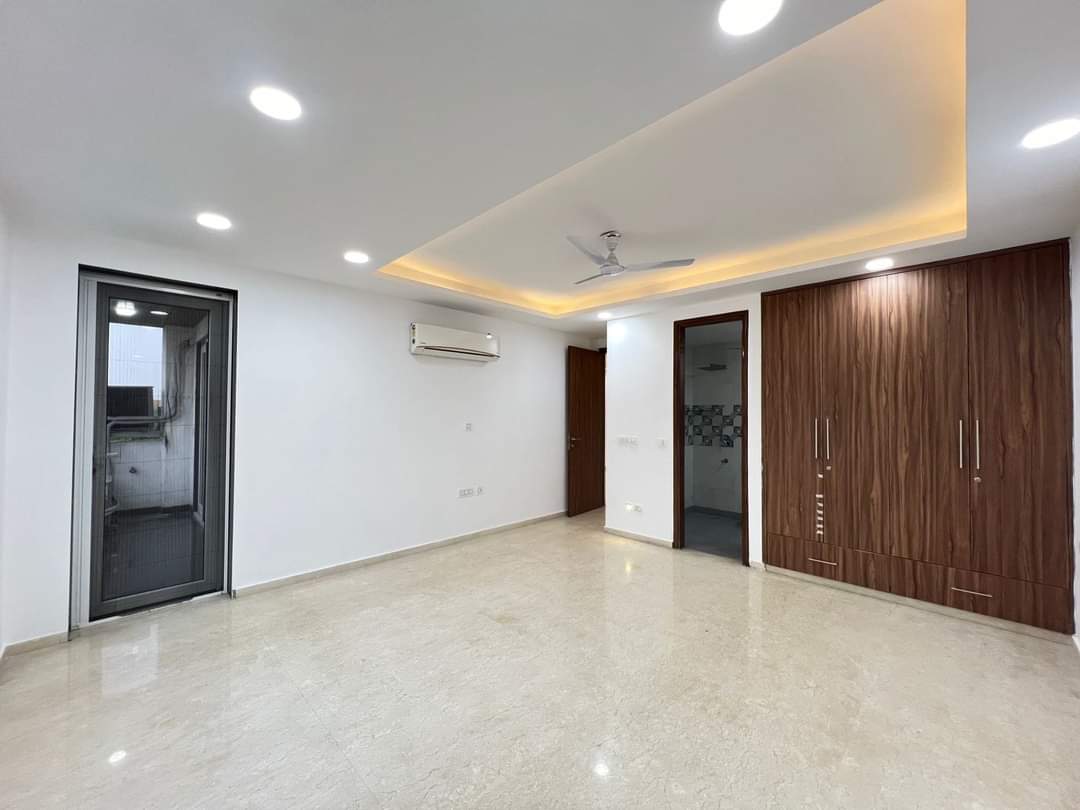 4 BHK Apartment For Rent in D Block Kailash Hills