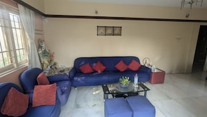 3 BHK Apartment For Rent in Bandra West