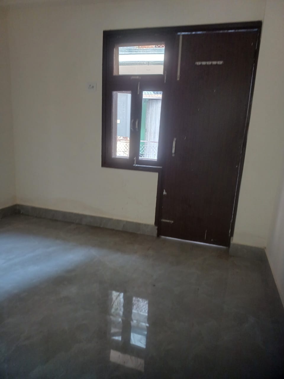 1.5 BHK + Pooja Room Apartment For Sale in Chattarpur Extention New 