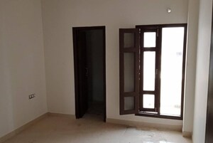Room in 2 BHK Apartment at Aura Homes, Patiala Road – for Rent