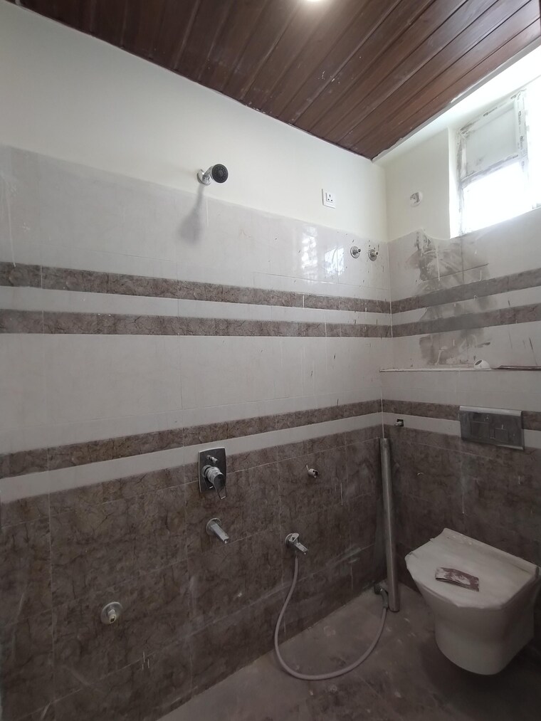 Bathroom, m3m-merlin 3 Bedroom 2368 Sq.Ft. Apartment In Sector 67 Gurgaon 9328541