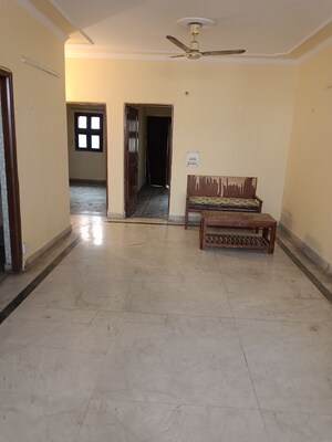 Room in 2 BHK Villa at RWA Apartments Sector 41, Sector 41 – for Rent