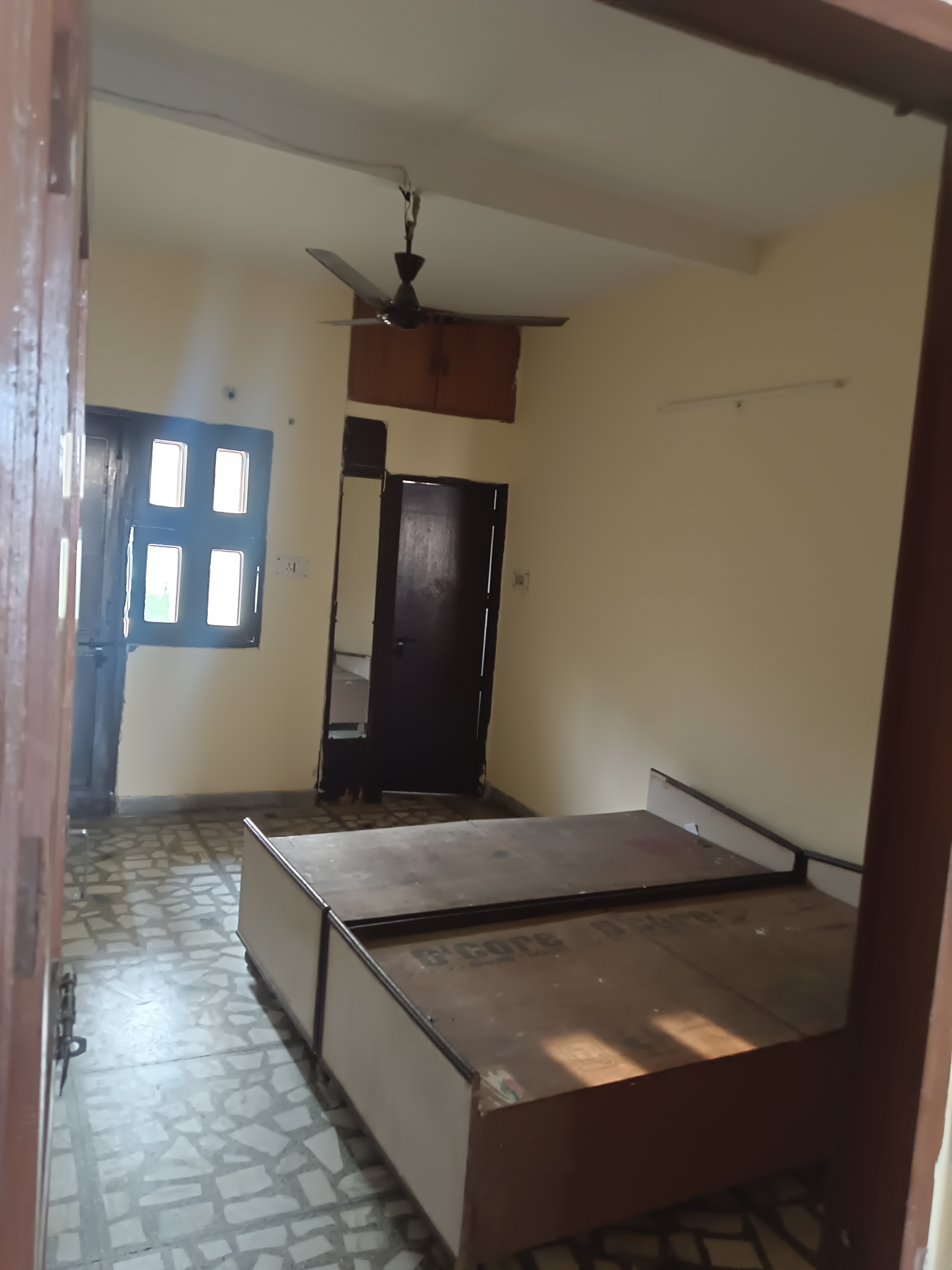 2 BHK Villa For Rent in RWA Apartments Sector 41, Sector 41