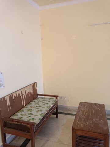 Living Room in 2 BHK Villa at RWA Apartments Sector 41, Sector 41 – for Rent