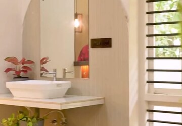 Bathroom in 4 BHK Independent House at Kuttoor – for Sale