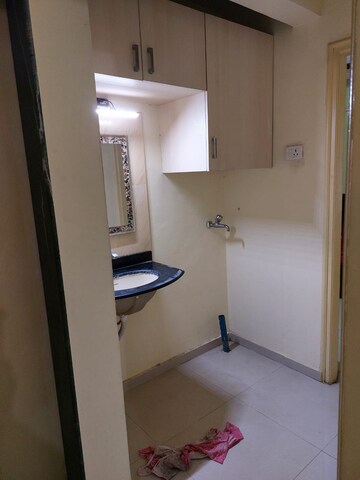 Room in 2 BHK Apartment at Dwarka Lords, Pimple Saudagar – for Rent