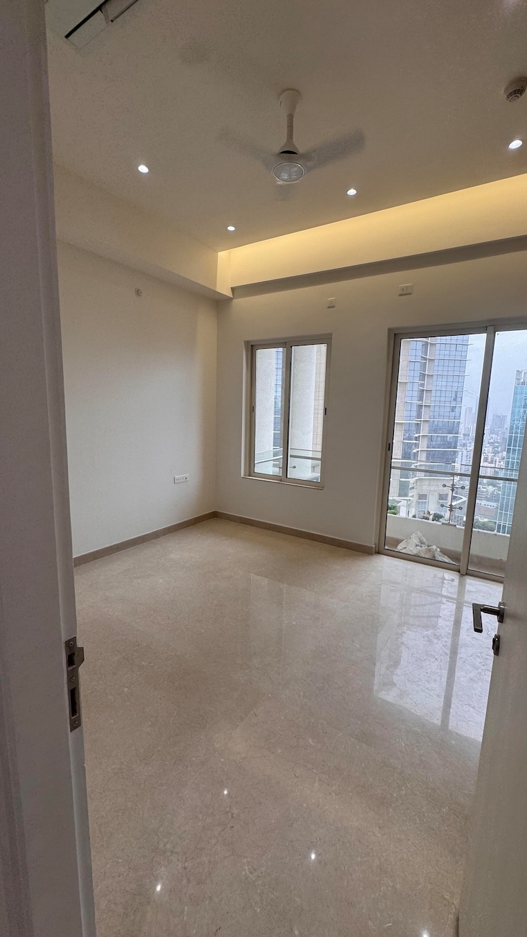 Room, indiabulls-sky-forest 3 Bedroom 1908 Sq.Ft. Apartment In Lower Parel Mumbai 9328641