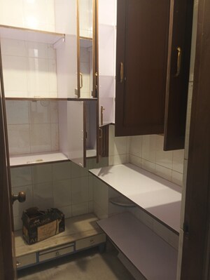  3 BHK Builder Floor at Shalimar Nest, Vasant Kunj – for Rent