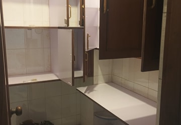 3 BHK Builder Floor at Shalimar Nest, Vasant Kunj – for Rent