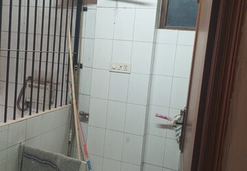 3 BHK Builder Floor at Shalimar Nest, Vasant Kunj – for Rent