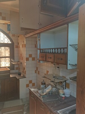 Kitchen in 3 BHK Builder Floor at Shalimar Nest, Vasant Kunj – for Rent