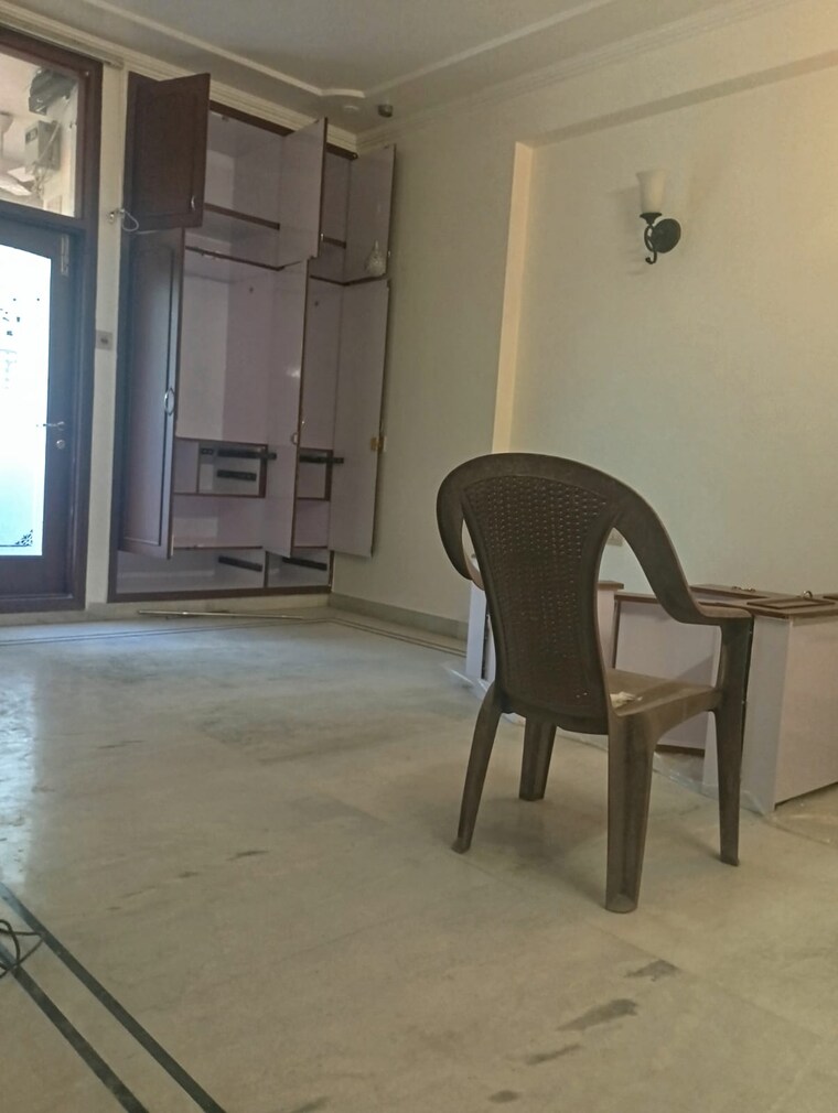 Other, shalimar-nest 3 Bedroom 230 Sq.Yd. Builder Floor In Vasant Kunj Delhi 9328677