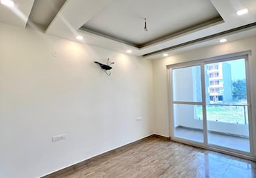 Room in 3 BHK Apartment at Puri Kohinoor, Tikawali – for Sale