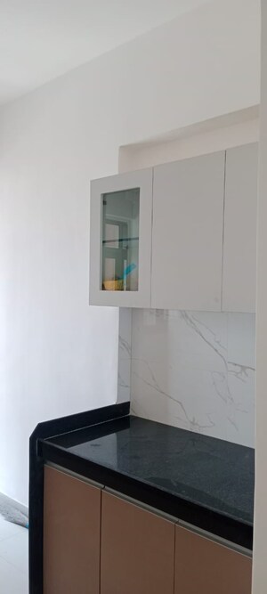 Room in 1 BHK Apartment at Lodha Panacea 1, Dombivli East – for Rent