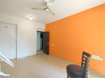 Room in 3 BHK Apartment at Lodha Paradise, Majiwada – for Sale