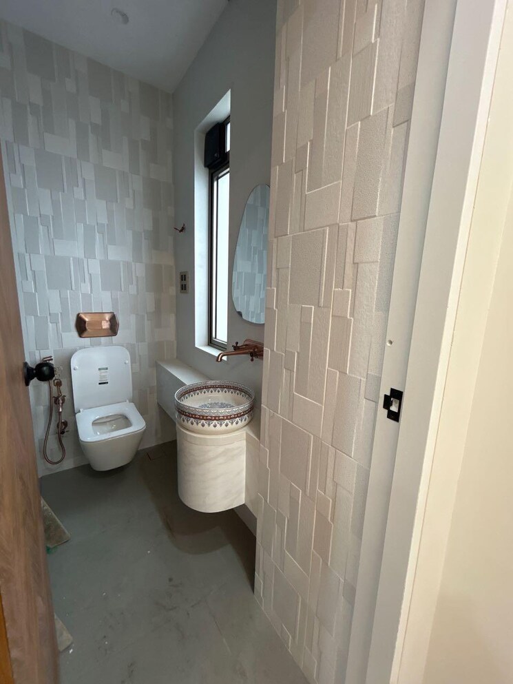 Bathroom, indiabulls-sky-forest 3 Bedroom 1990 Sq.Ft. Apartment In Lower Parel Mumbai 9328700