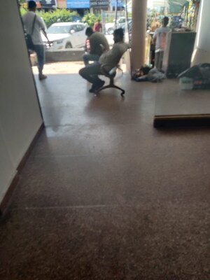 Team Area in  Shop at Yusuf Sarai – for Rent