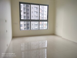 Room in 1 BHK Apartment at Chandak 34 Park Estate, Goregaon West – for Rent