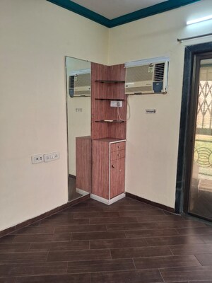 Room in 3 BHK Apartment at Regency Estate, Dombivli East – for Rent