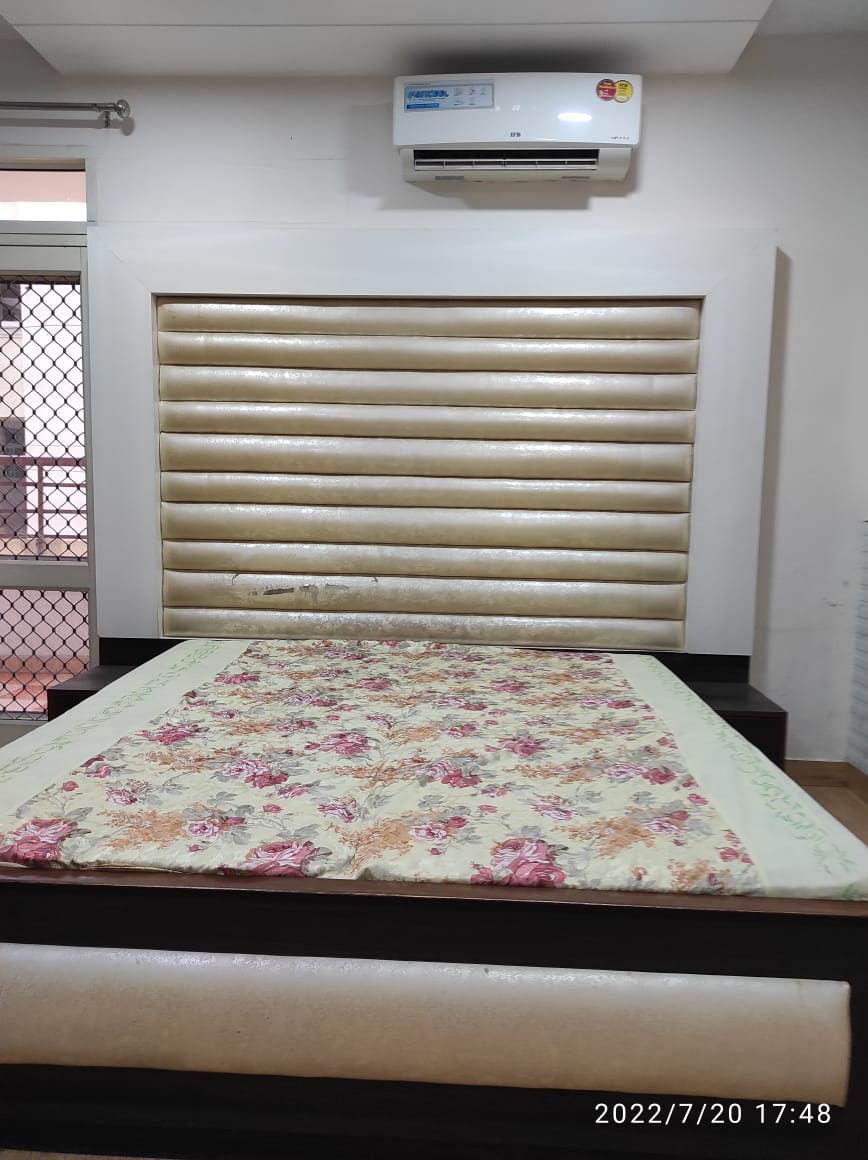 3 BHK + Pooja Room 1800 Sq.Ft. Apartment in Nirmaan Splande Premium