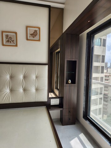 Bedroom in 3 BHK Apartment at Sadanand Building, Dadar West – for Rent