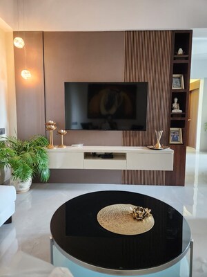 Living Room in 3 BHK Apartment at Sadanand Building, Dadar West – for Rent