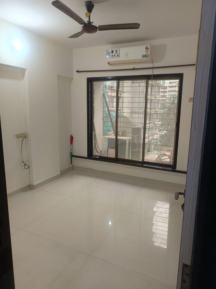 Room, chandak-stella 1 Bedroom 390 Sq.Ft. Apartment In Goregaon West Mumbai 9328897
