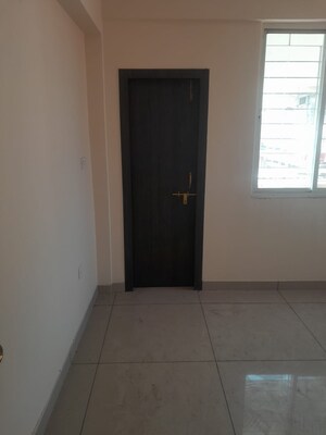 Room in 3 BHK Apartment at Lalpur – for Sale