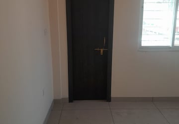 Room in 3 BHK Apartment at Lalpur – for Sale