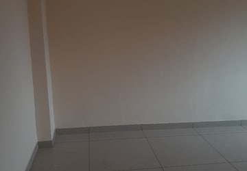 Room in 3 BHK Apartment at Lalpur – for Sale