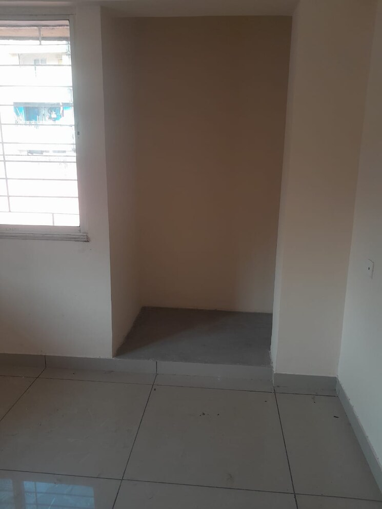 Room, lalpur 3 Bedroom 1717 Sq.Ft. Apartment In Lalpur Ranchi 9328931