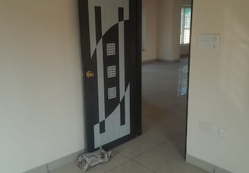 Room in 3 BHK Apartment at Lalpur – for Sale