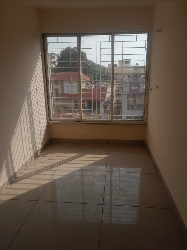 Room, lalpur 3 Bedroom 1717 Sq.Ft. Apartment In Lalpur Ranchi 9328931