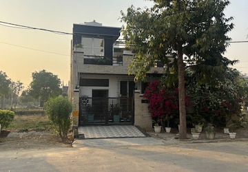 Plot – Exterior View View at Zestha Bhagirath Vihar Residency, Sector 27 Yamuna Expressway - for Sale