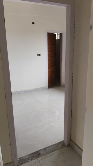 Room in 2 BHK Apartment at Baiyappanahalli – for Rent