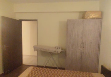 Bedroom in 2 BHK Apartment at BPTP Discovery Park, Sector 80 – for Rent