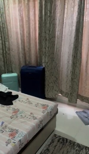 Bedroom in 2 BHK Apartment at Crescent Landmark, Andheri East – for Rent
