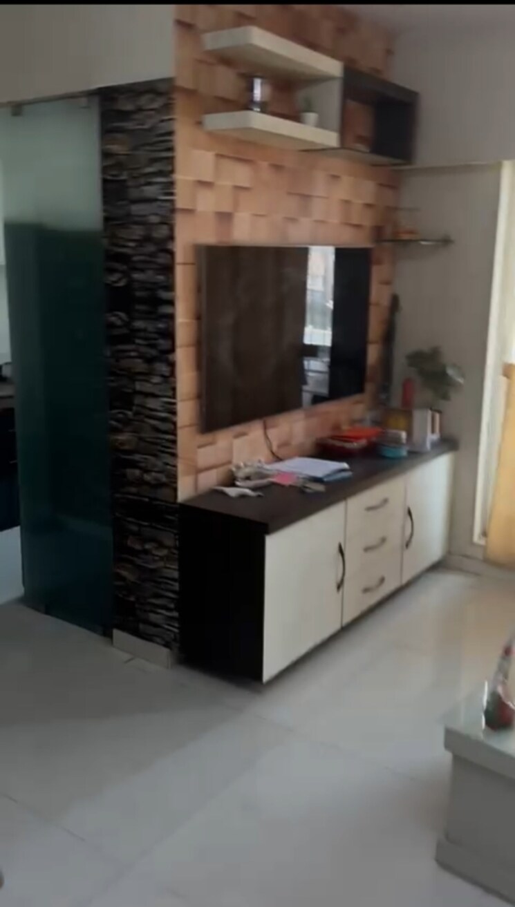 Room, crescent-landmark 2 Bedroom 800 Sq.Ft. Apartment In Andheri East Mumbai 9329024