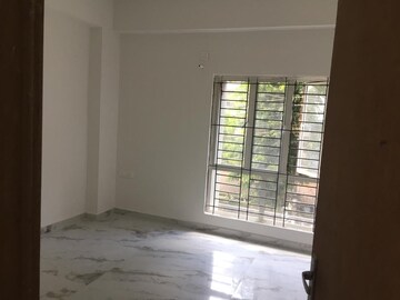 Room in 3 BHK Apartment at Punjabi Para – for Sale