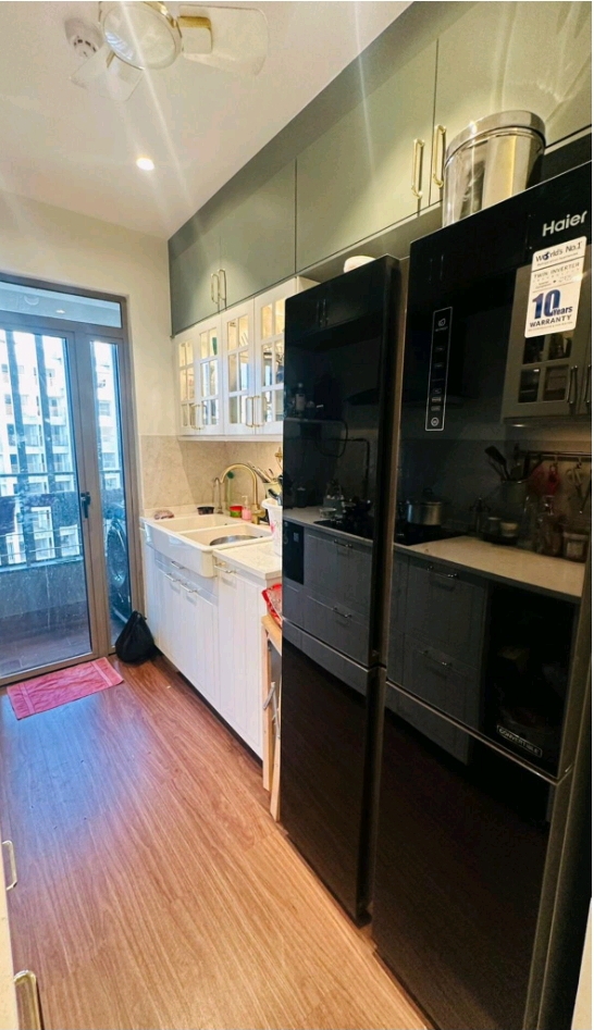 2 BHK + Pooja Room Apartment For Sale in Kalpataru Paramount