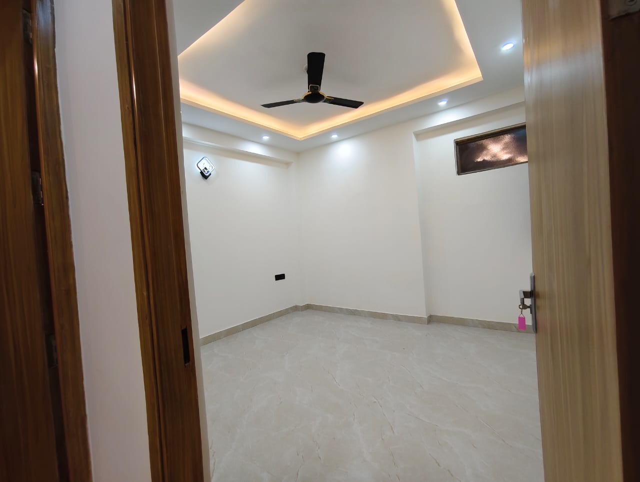 1 BHK + Pooja Room Builder Floor For Rent in Saket