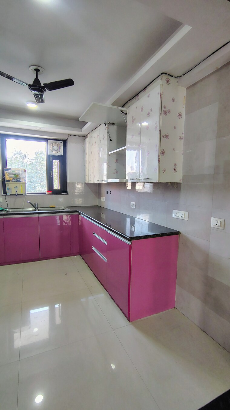 Kitchen, sushant-lok-2 3.5 Bedroom 2367 Sq.Ft. Builder Floor In Sector 57 Gurgaon 9329184