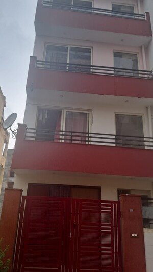 1 BHK Builder Floor – Exterior View View at Sushant Lok 3, Sector 57 - for Rent