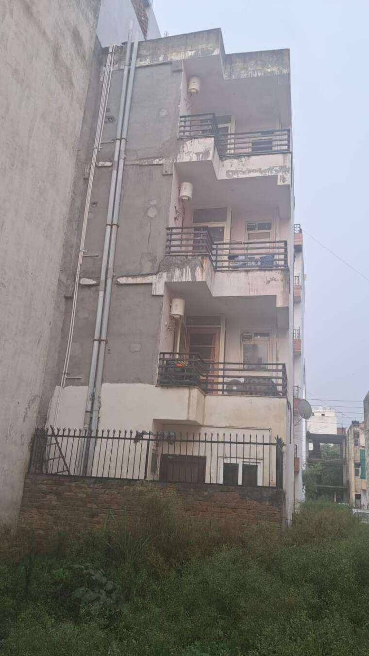 Exterior View, sushant-lok-3 1 Bedroom 450 Sq.Ft. Builder Floor In Sector 57 Gurgaon 9300787