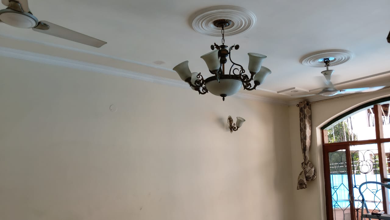 3 BHK Builder Floor For Rent in Sector 15