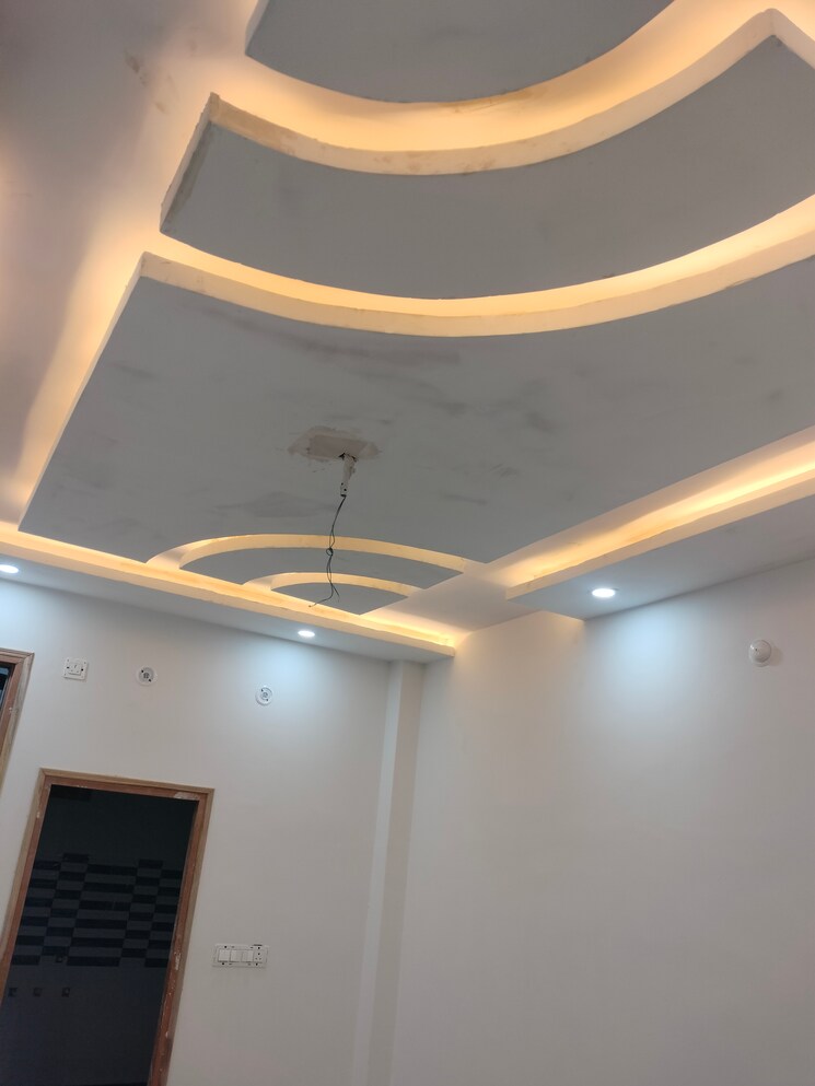 Other, indira nagar 3 Bedroom 1000 Sq.Ft. Villa In Indira Nagar Lucknow 9329238