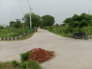  Plot – Garden View at Gwalior Road - for Sale