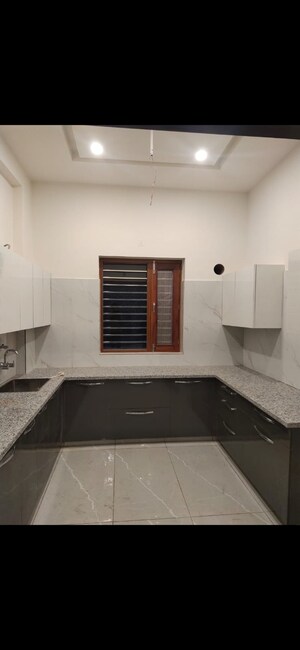 Kitchen in 1 BHK Independent House at Sector 13 – for Rent