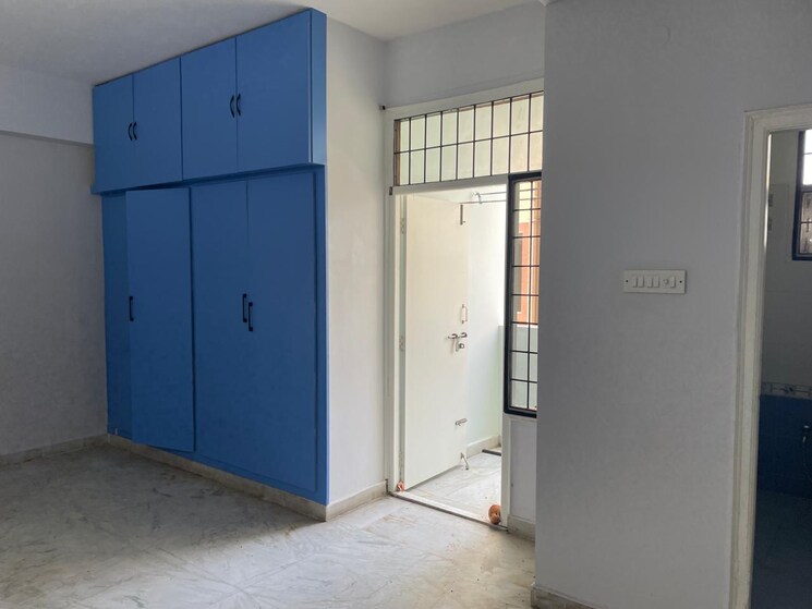 Room, vineyard-excellent 3 Bedroom 1534 Sq.Ft. Apartment In Gachibowli Hyderabad 9300087